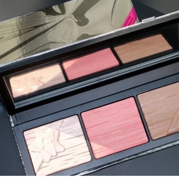 MAC Cosmetics Other - Mac Shiny Pretty Things Face Compact Blush Bronzer